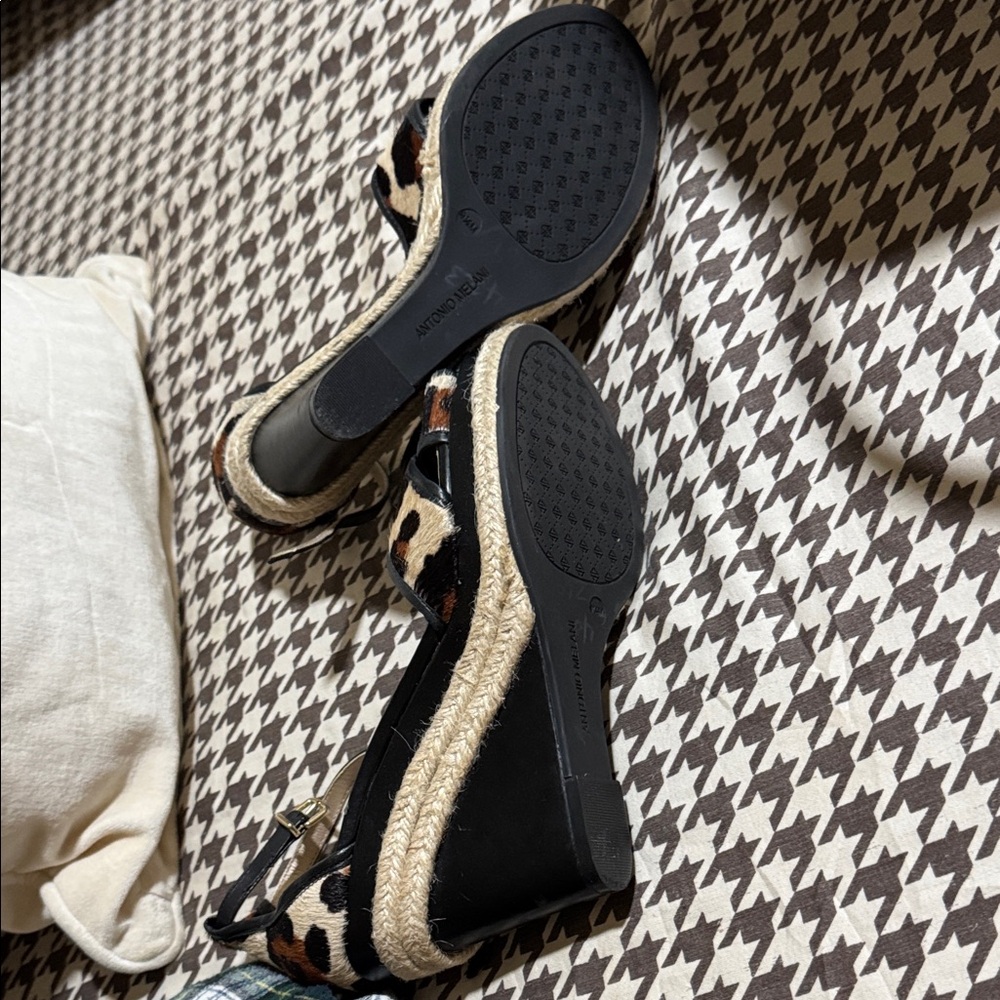 ANTONIO MELANI Black and Tan Espadrille Wedges - Picture 3 of 6